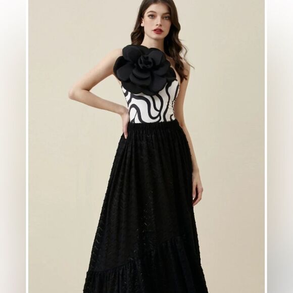 Large Flower Sporlike Swimsuit Sz Small - Picture 3 of 5